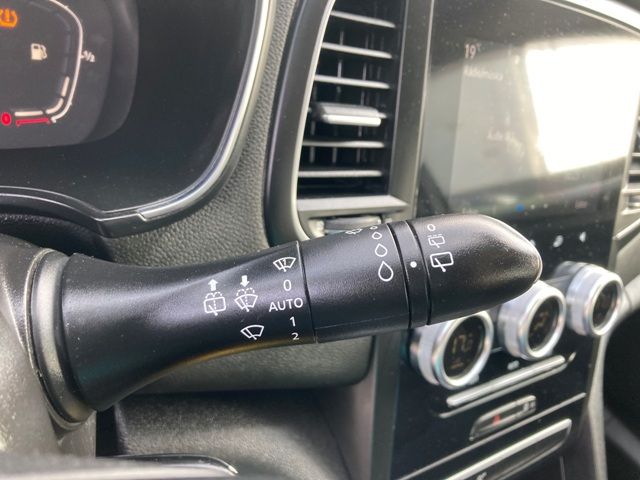renault-megane-sport-tourer-2022-diesel-1461cc