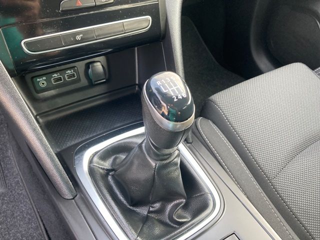 renault-megane-sport-tourer-2022-diesel-1461cc