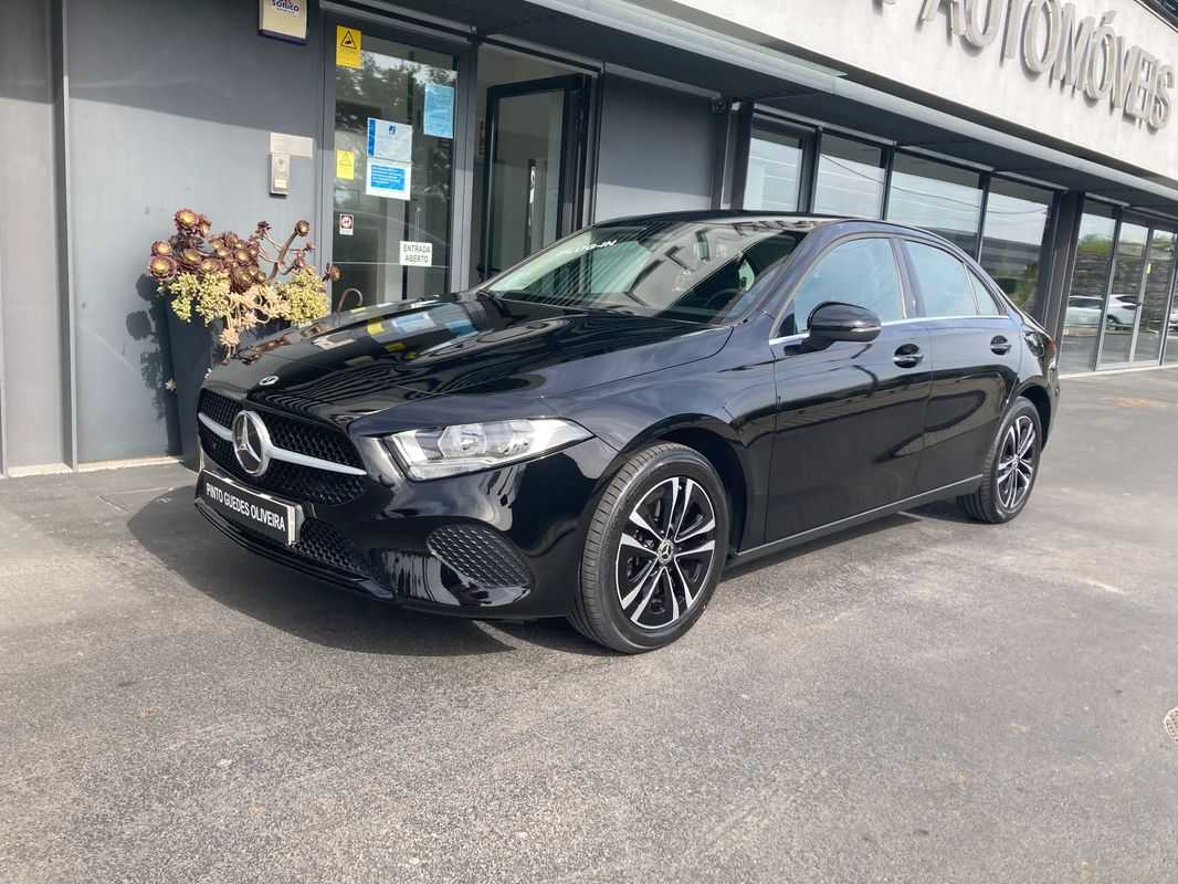mercedes-benz-classe-a-2023-hibrido-a-gasolina-1332cc