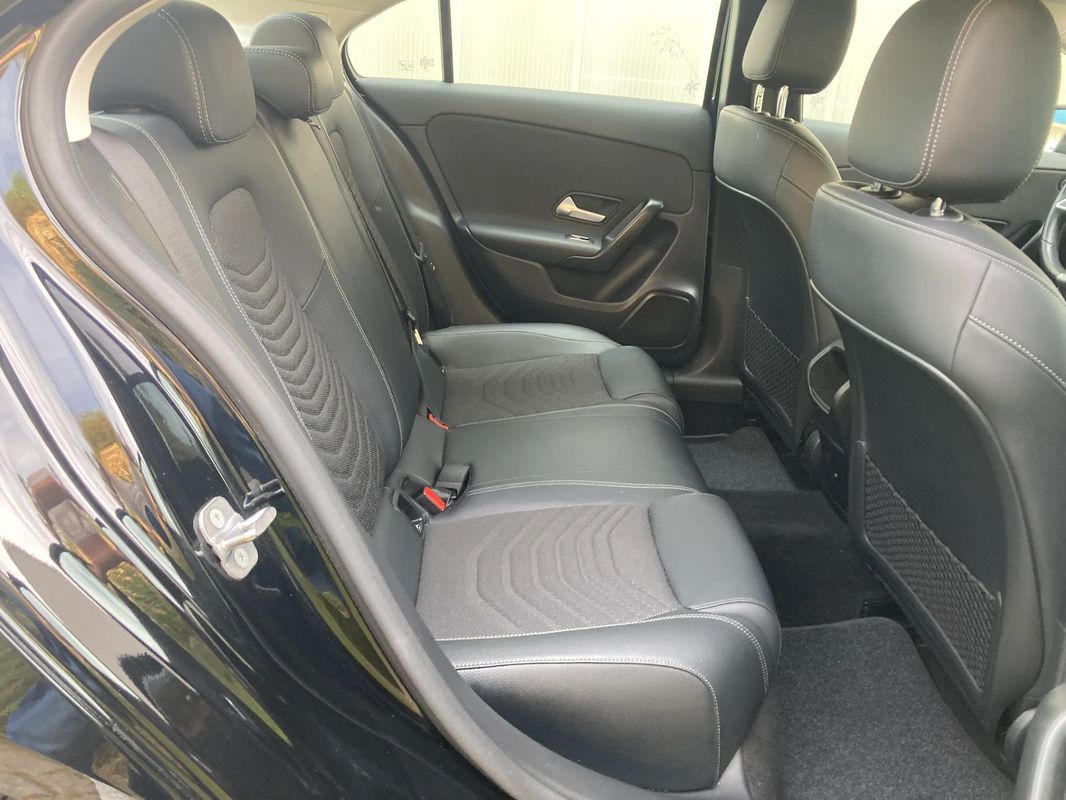 mercedes-benz-classe-a-2023-hibrido-a-gasolina-1332cc