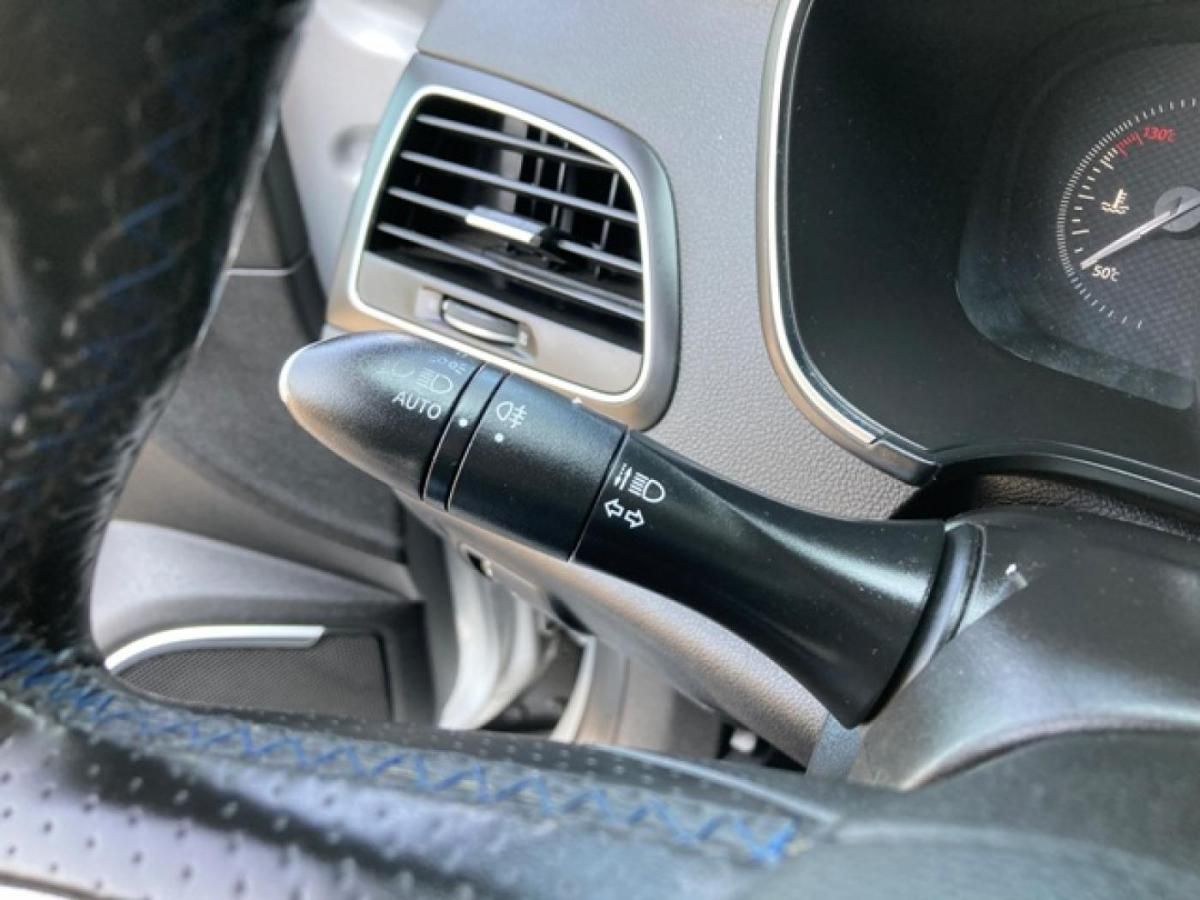renault-megane-sport-tourer-2020-diesel-1461cc