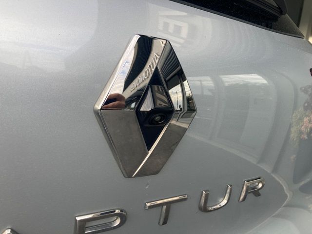 renault-captur-2023-hibrido-a-gasolina-1598cc