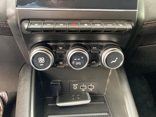 renault-captur-2023-hibrido-a-gasolina-1598cc