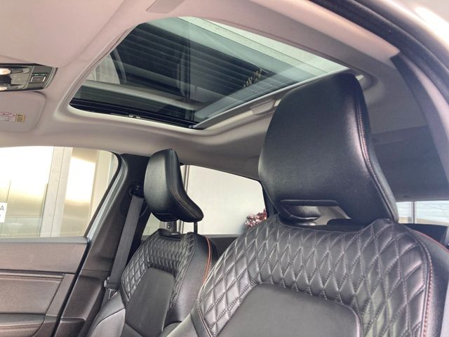 renault-captur-2023-hibrido-a-gasolina-1598cc