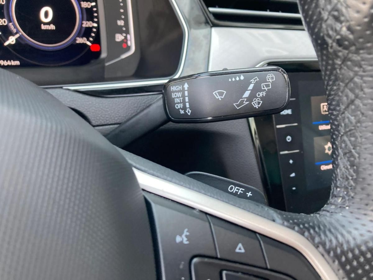 volkswagen-passat-variant-2022-hibrido-a-gasolina-1395cc