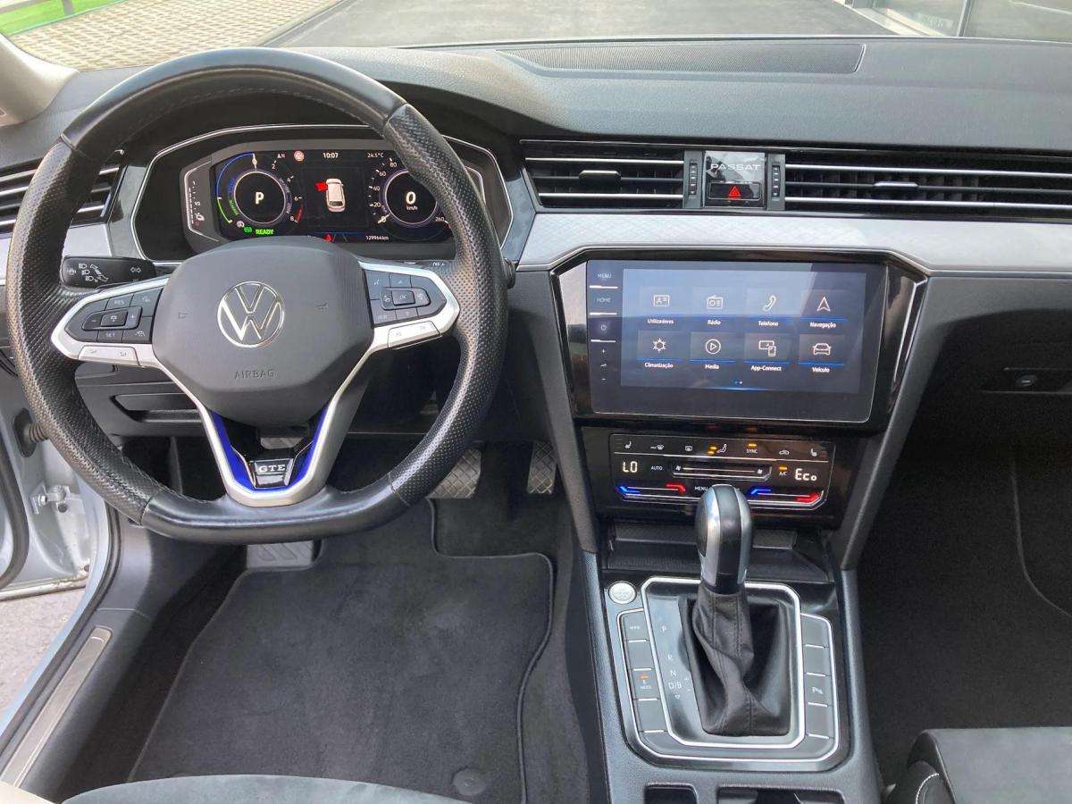 volkswagen-passat-variant-2022-hibrido-a-gasolina-1395cc