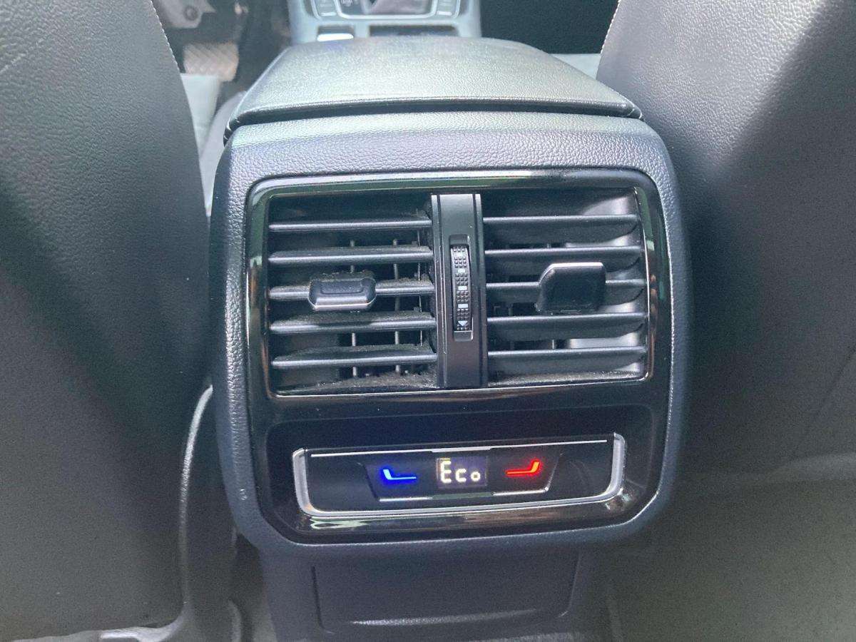 volkswagen-passat-variant-2022-hibrido-a-gasolina-1395cc