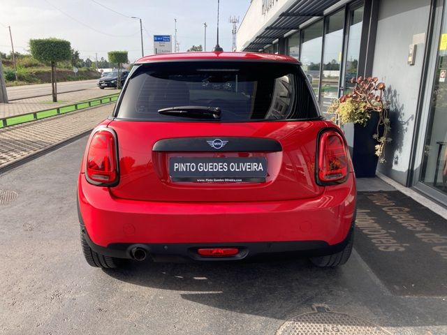 mini-cooper-d-2019-diesel-1496cc