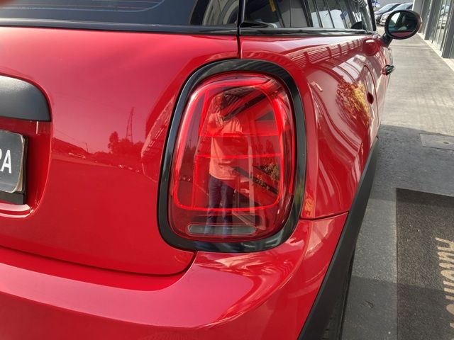 mini-cooper-d-2019-diesel-1496cc