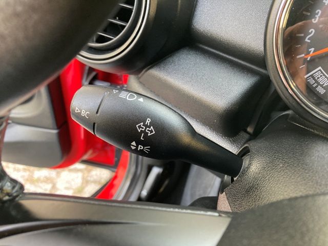 mini-cooper-d-2019-diesel-1496cc