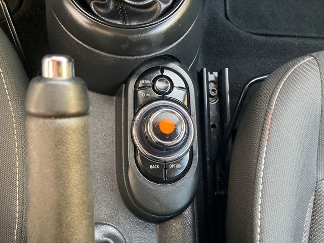 mini-cooper-d-2019-diesel-1496cc