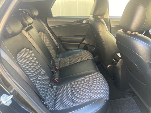 kia-xceed-2022-hibrido-a-gasolina-1580cc