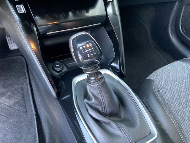 peugeot-208-2024-gasolina-1199cc