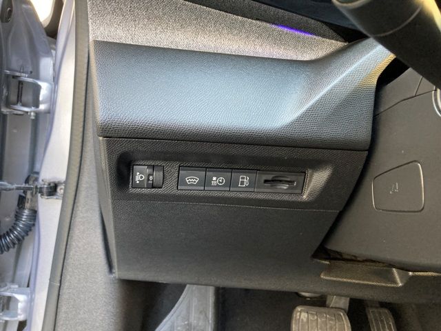 peugeot-308-sw-2022-hibrido-a-gasolina-1598cc