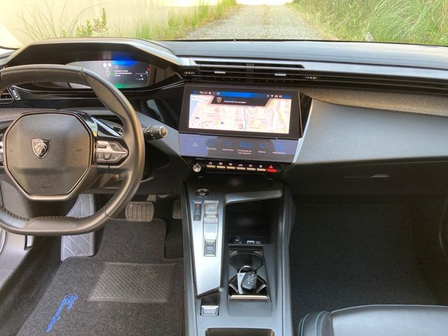 peugeot-308-sw-2022-hibrido-a-gasolina-1598cc