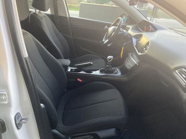 peugeot-308-2019-diesel-1499cc