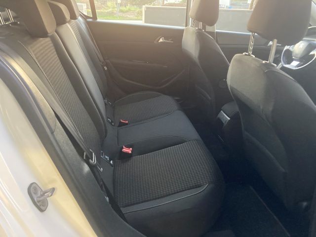 peugeot-308-2019-diesel-1499cc