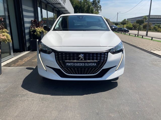 peugeot-208-2022-diesel-1499cc