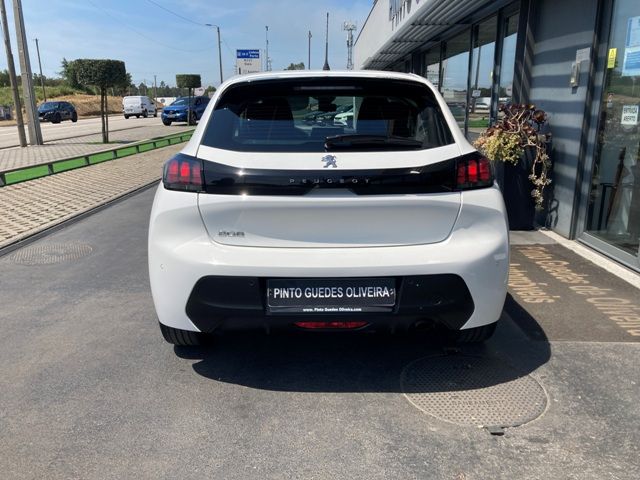 peugeot-208-2022-diesel-1499cc