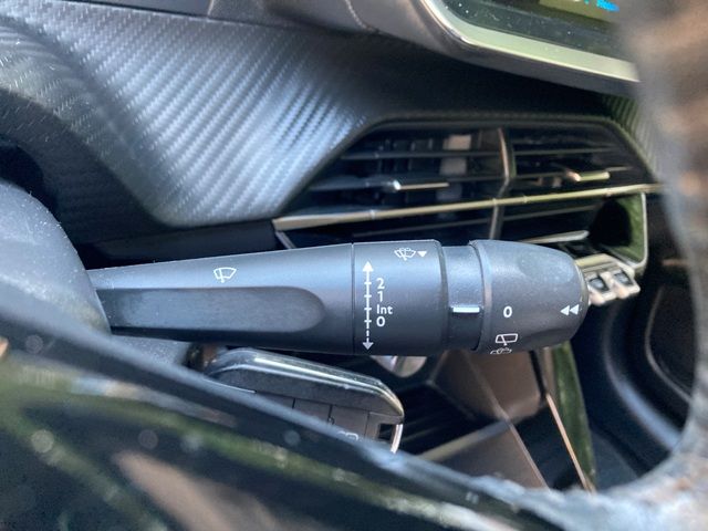 peugeot-208-2022-diesel-1499cc