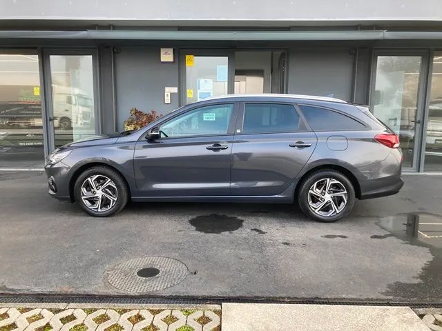 hyundai-i30-sw-2021-gasolina-998cc