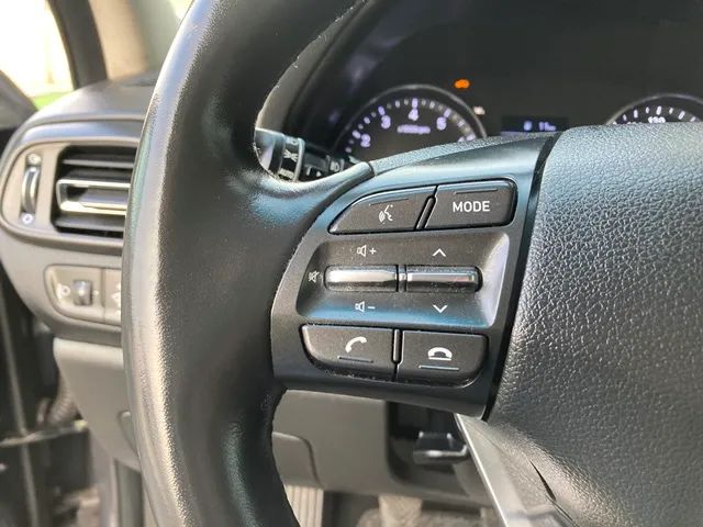 hyundai-i30-sw-2021-gasolina-998cc