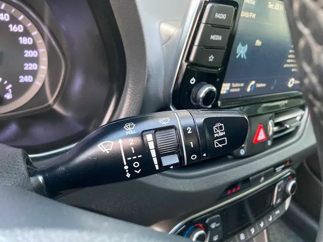 hyundai-i30-sw-2021-gasolina-998cc