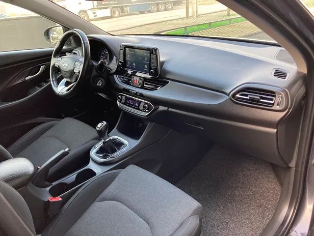 hyundai-i30-sw-2021-gasolina-998cc