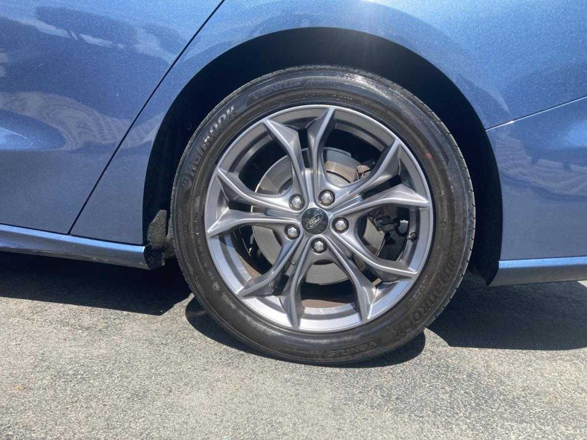 ford-focus-sw-2021-diesel-1499cc