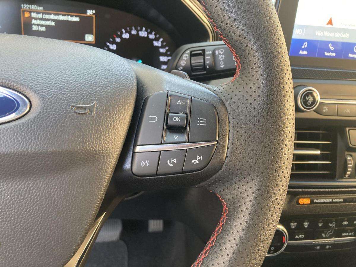 ford-focus-sw-2021-diesel-1499cc