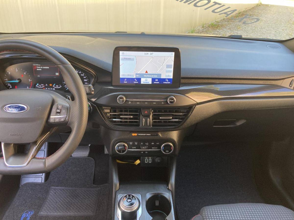 ford-focus-sw-2021-diesel-1499cc
