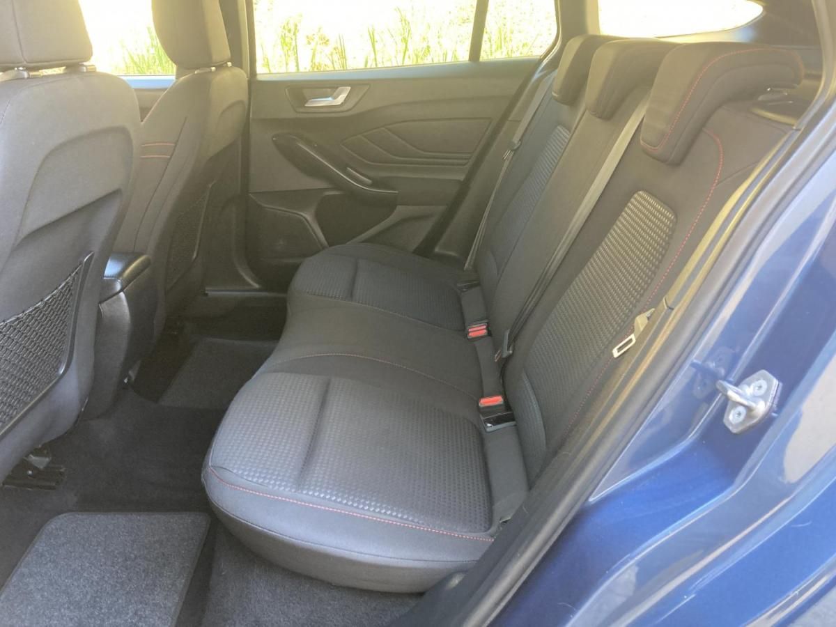 ford-focus-sw-2021-diesel-1499cc