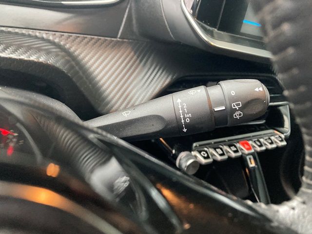 peugeot-208-2023-gasolina-1199cc