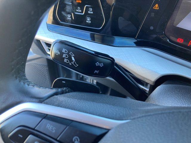 volkswagen-golf-variant-2021-diesel-1968cc