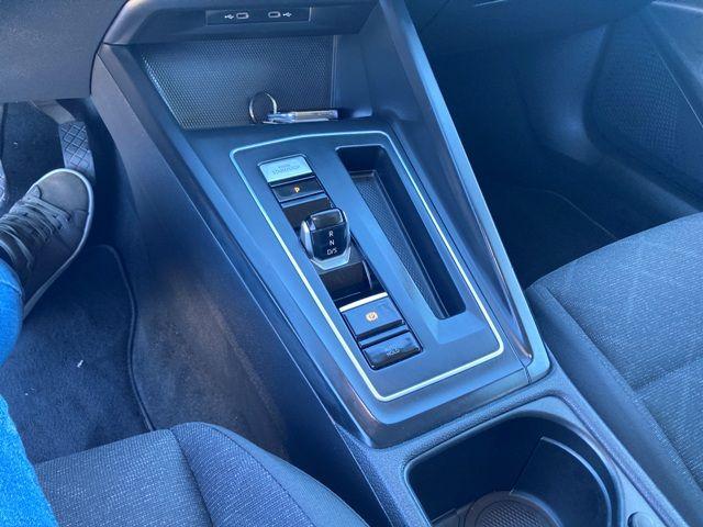 volkswagen-golf-variant-2021-diesel-1968cc