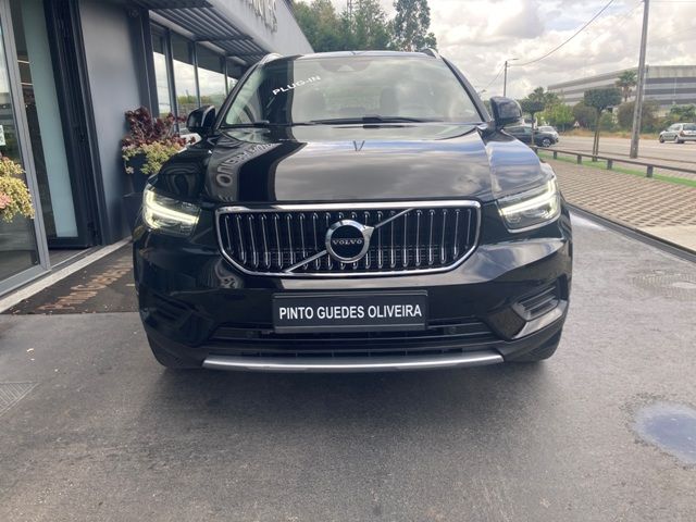 volvo-xc40-2022-hibrido-a-gasolina-1477cc