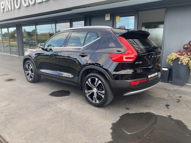 volvo-xc40-2022-hibrido-a-gasolina-1477cc