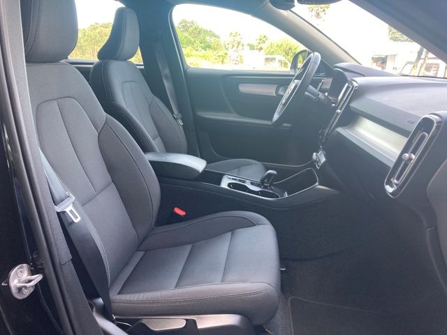 volvo-xc40-2022-hibrido-a-gasolina-1477cc