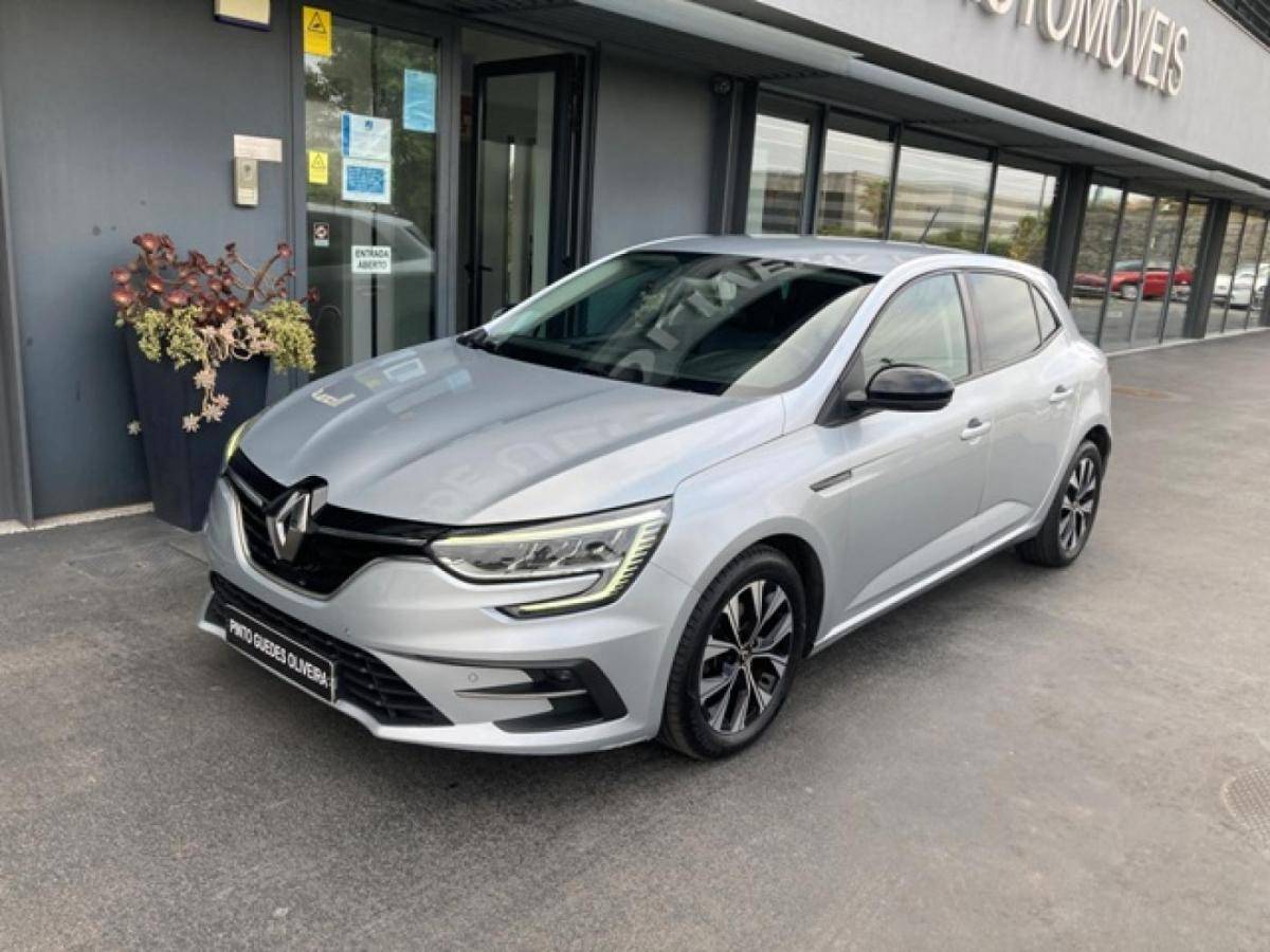 renault-megane-2022-diesel-1461cc