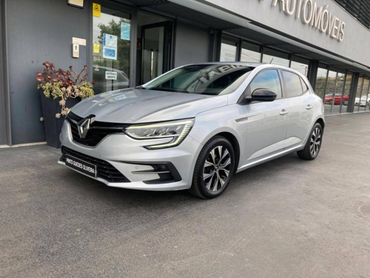 renault-megane-2022-diesel-1461cc