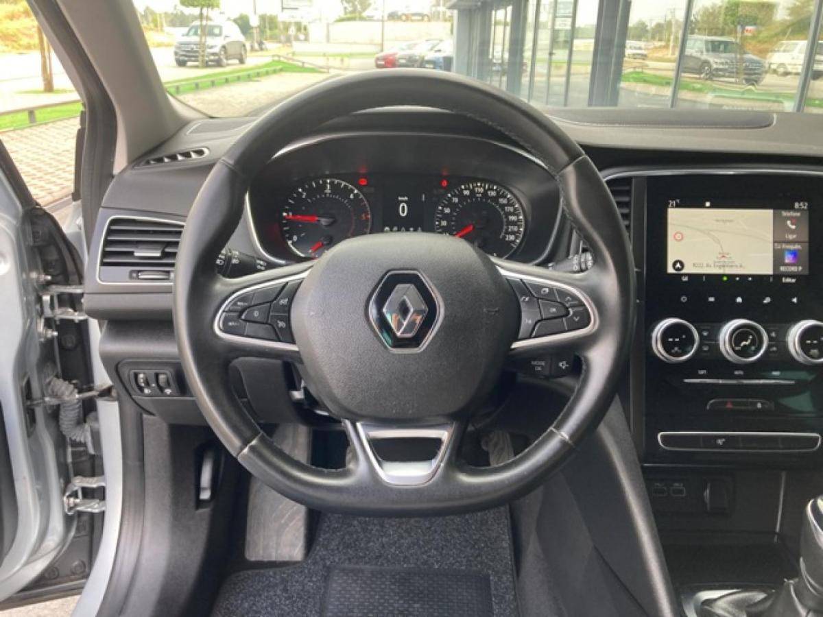 renault-megane-2022-diesel-1461cc