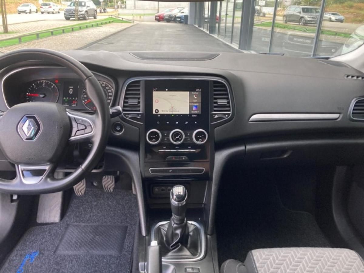 renault-megane-2022-diesel-1461cc