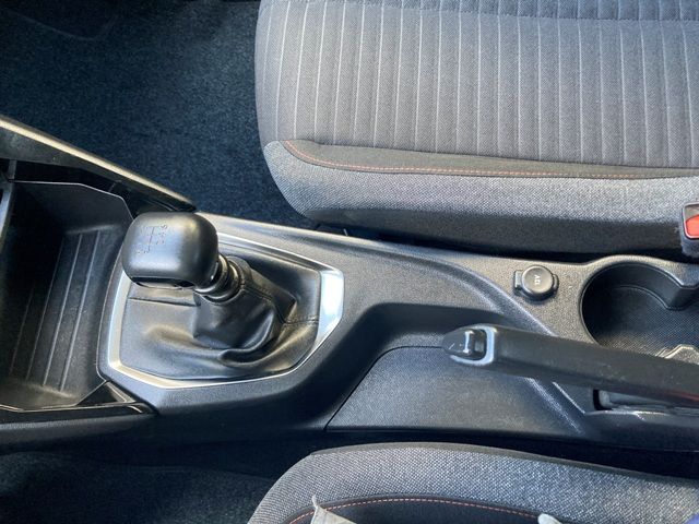 peugeot-208-2022-diesel-1499cc