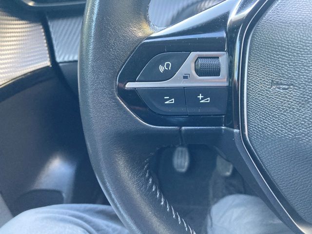 peugeot-208-2022-diesel-1499cc