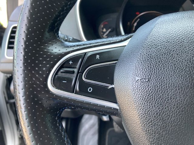 renault-megane-sport-tourer-2020-diesel-1461cc