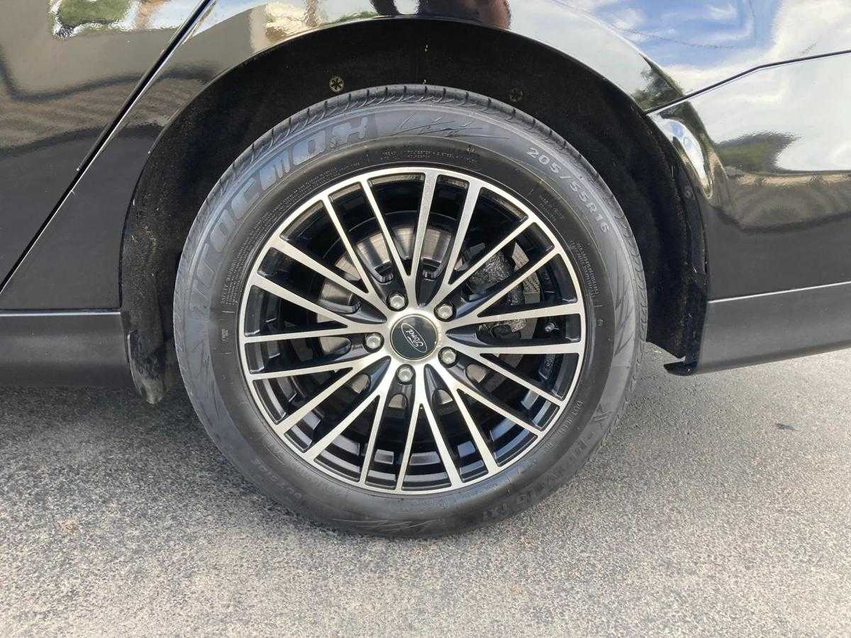 ford-focus-sw-2018-diesel-1499cc