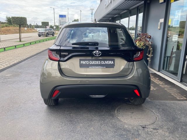 toyota-yaris-2022-gasolina-998cc