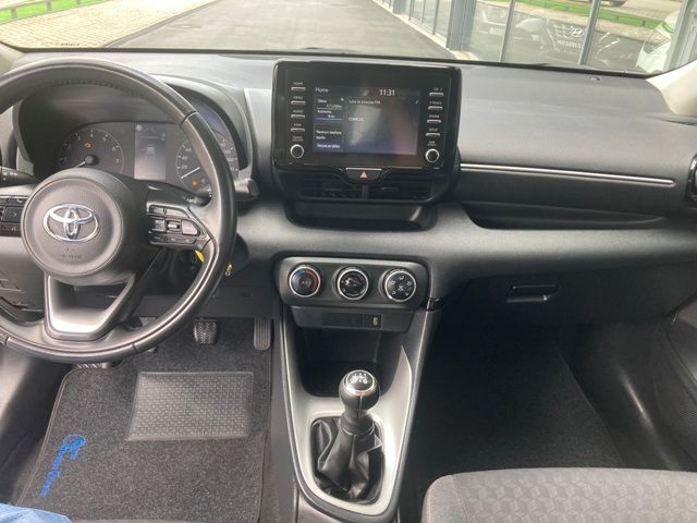 toyota-yaris-2022-gasolina-998cc