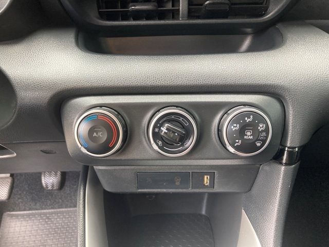 toyota-yaris-2022-gasolina-998cc