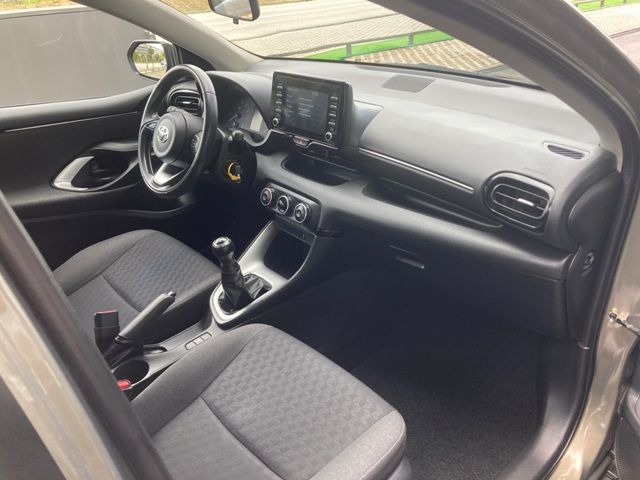 toyota-yaris-2022-gasolina-998cc